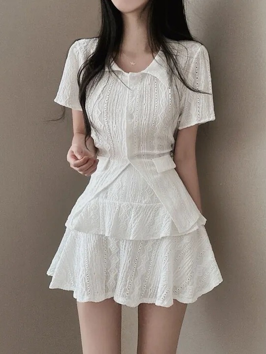 เสื้อลูกไม้สีขาวหรูหราและกระโป - Winter Clothing Korean บทวิจารณ์และราคา